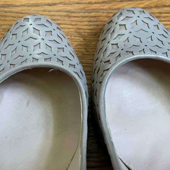 LK Bennett Grey Pumps with Pierced Floral Motif, EU 40 - Picture 10 of 16